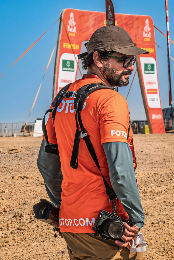 Rodrigo Barreto Conquers the Dakar Rally with BLACKRAPID's Double X Harness 6 Rodrigo Barreto Conquers the Dakar Rally with BLACKRAPID's Double X Harness 6