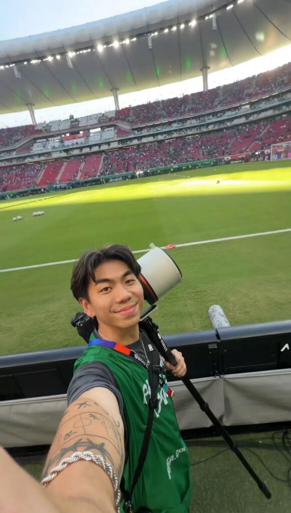 World Cup Photographer uses BLACKRAPID Strap 2